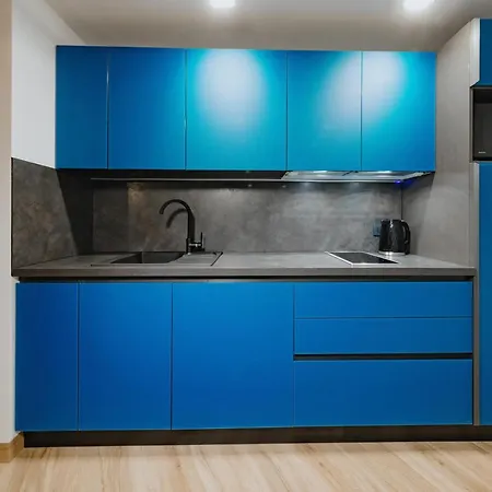 Hotel One66