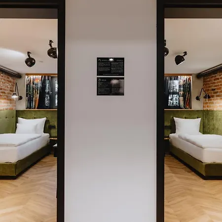 Hotell One66