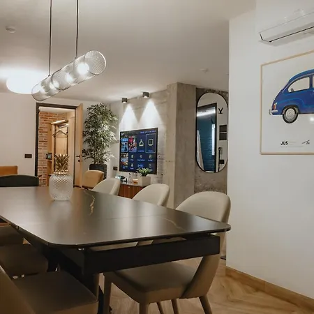 One66 Готель 4*