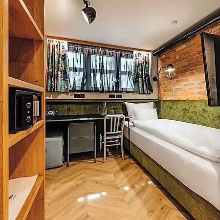 One66 Hotel 4*
