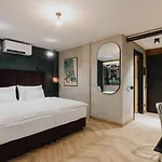 Hotell One66